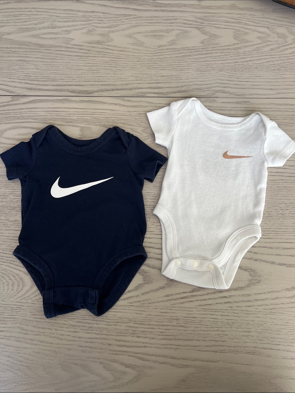 Nike Baby One-Piece Bodysuit Set - Navy & White